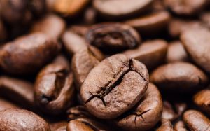 Giá cà phê có bước khởi sắc trước chính sách tiền tệ mới của các NHTW